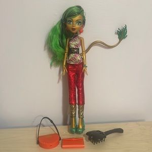 Monster High New Scaremester Jinafire Long Doll